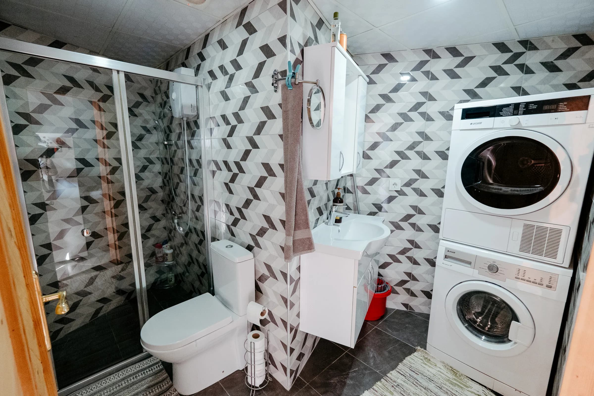 De badkamer na de renovatie