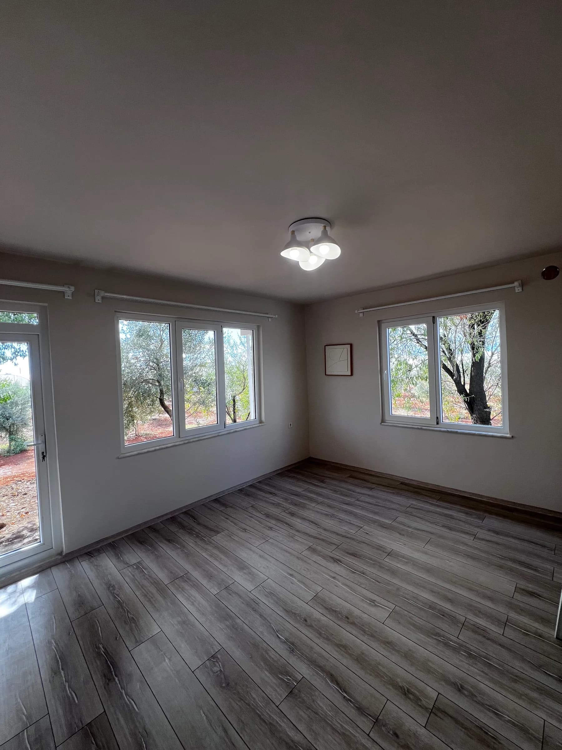 Dezelfde kamer na de renovatie